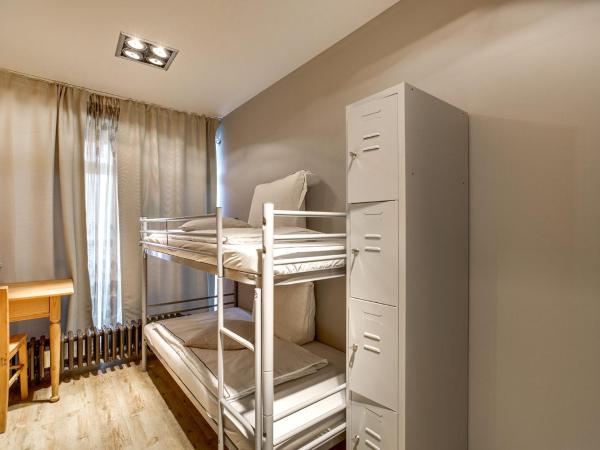 W&G Hotel : photo 4 de la chambre chambre quadruple Économique