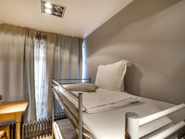 W&G Hotel : photo 3 de la chambre chambre quadruple Économique