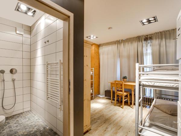 W&G Hotel : photo 1 de la chambre chambre quadruple Économique