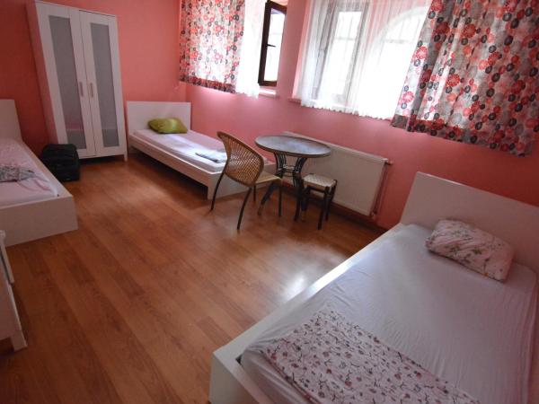 Deeps Hostel Ankara : photo 4 de la chambre lit dans dortoir mixte de 3 lits