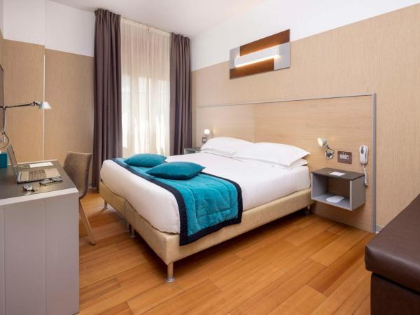 Best Western Plus City Hotel : photo 1 de la chambre chambre lit king-size deluxe avec canapé-lit