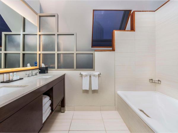 Embassy Suites by Hilton Indianapolis Downtown : photo 8 de la chambre suite penthouse - non-fumeurs