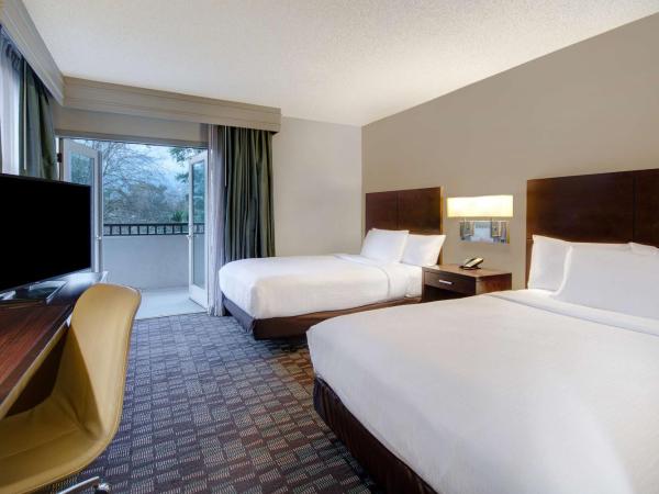 Embassy Suites by Hilton Jacksonville Baymeadows : photo 4 de la chambre chambre avec 2 lits doubles - aile sud