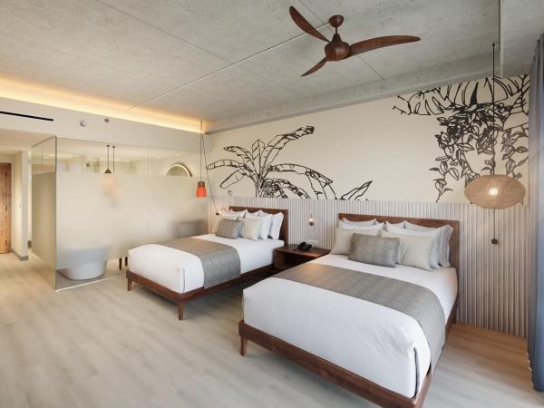 Hyatt Vivid Grand Island Cancun-All Inclusive Adults Only : photo 3 de la chambre junior suite golf view double bed