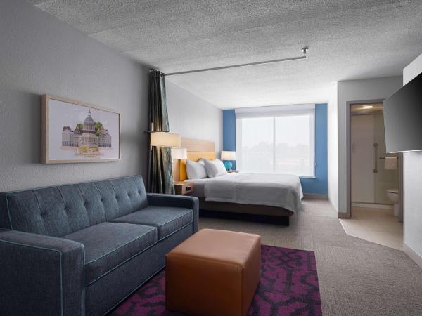 Home2 Suites by Hilton Indianapolis - Keystone Crossing : photo 4 de la chambre suite studio lit king-size