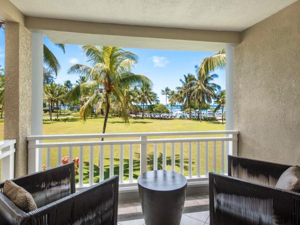 Outrigger Mauritius Beach Resort : photo 4 de la chambre chambre double deluxe - vue sur mer