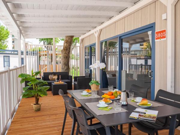 Club del Sole Rimini Family Village : photo 2 de la chambre suite junior