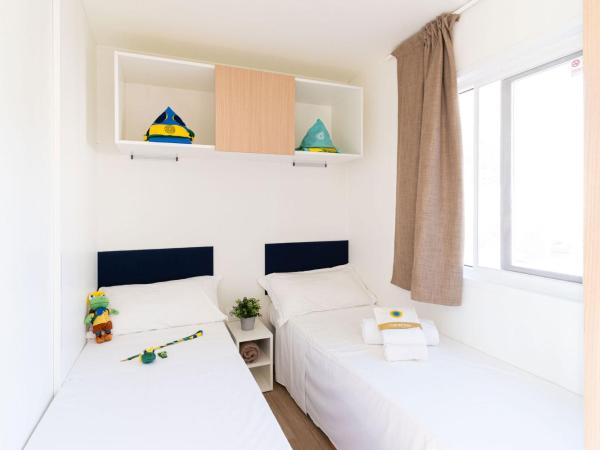 Club del Sole Rimini Family Village : photo 6 de la chambre mobile home deluxe
