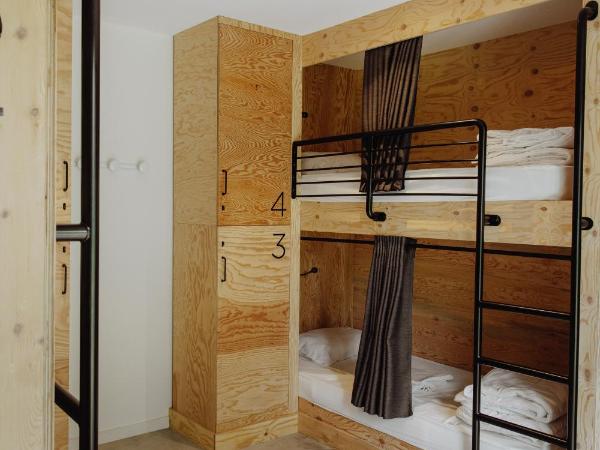 HEJMO : photo 2 de la chambre dortoir pour femmes 4 lits