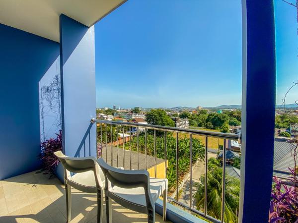 Sino Inn Phuket Hotel - SHA Plus : photo 3 de la chambre chambre double standard avec balcon