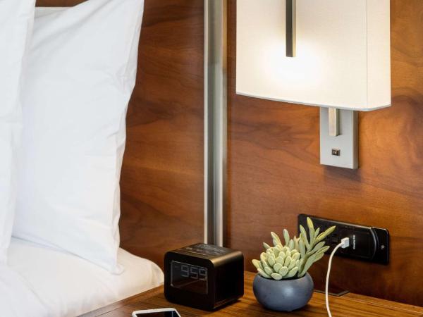 Hilton Garden Inn Waikiki Beach : photo 4 de la chambre chambre avec 2 lits doubles