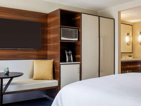 Hilton Garden Inn Waikiki Beach : photo 4 de la chambre chambre lit king-size