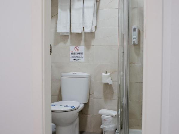 Pensión Mastil 16 : photo 5 de la chambre chambre quadruple