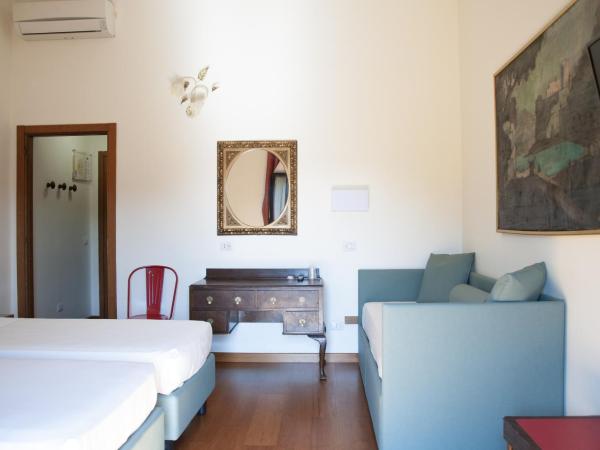 Hotel San Guido : photo 7 de la chambre chambre double ou lits jumeaux avec lit d'appoint