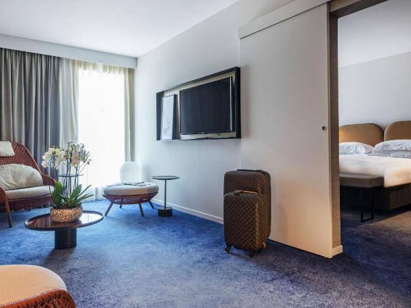 Crowne Plaza - Nice - Grand Arenas, an IHG Hotel : photo 7 de la chambre suite premium avec vue sur mer