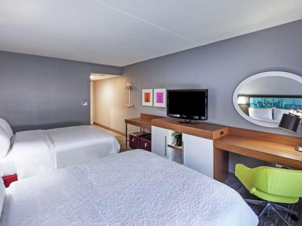 Hampton Inn & Suites Houston-Bush Intercontinental Airport : photo 2 de la chambre chambre 2 lits queen-size - non-fumeurs