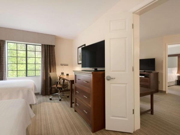 Homewood Suites Jacksonville Deerwood Park : photo 1 de la chambre suite 2 chambres - non-fumeurs