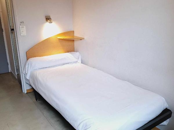 CIS de Champagne - Ethic Etapes : photo 2 de la chambre chambre simple avec toilettes communes