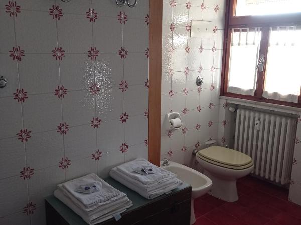 B&B Casa Mancini : photo 5 de la chambre chambre double avec salle de bains privative extérieure