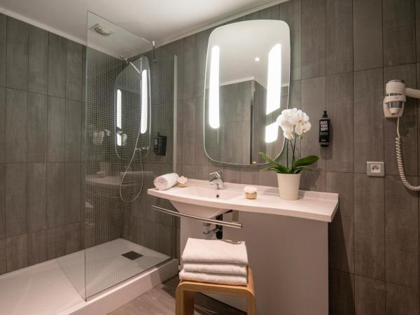 ibis Cannes Plage La Bocca : photo 4 de la chambre chambre double standard avec 2 lits doubles