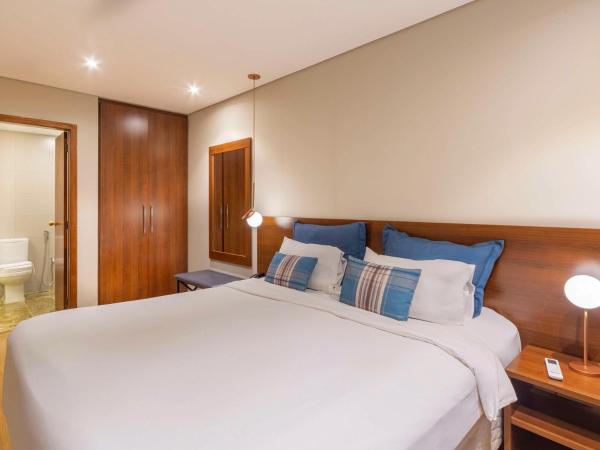 Mercure Curitiba Golden : photo 10 de la chambre chambre supérieure avec 1 lit double et 1 canapé-lit