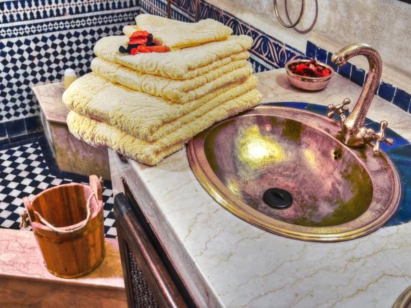 Riad Adarissa : photo 8 de la chambre chambre double mohammed lefta
