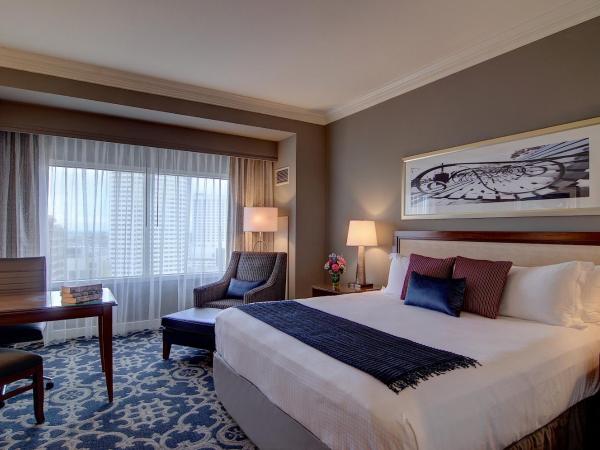 Loews New Orleans Hotel : photo 3 de la chambre chambre de luxe avec lit king-size - vue sur ville