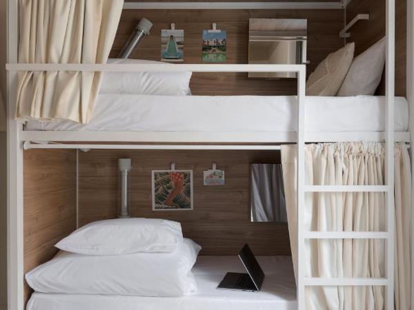 Slo Nice : photo 3 de la chambre lit dans dortoir mixte de 6 lits