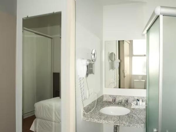 Max Savassi Apart Service : photo 5 de la chambre suite supérieure