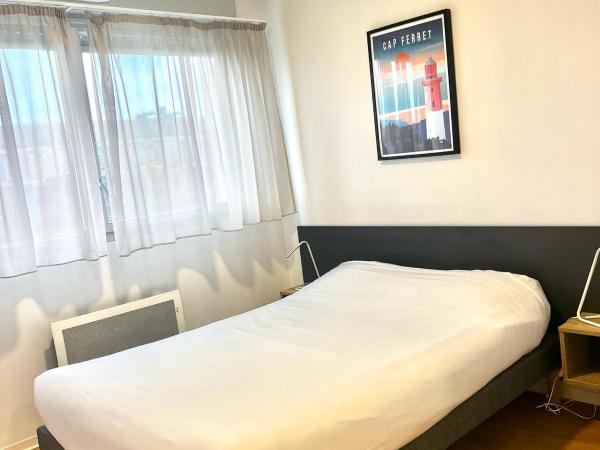 Résidence Hôtelière Le Prado : photo 10 de la chambre studio standard