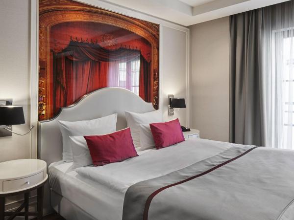 TITANIC Gendarmenmarkt Berlin : photo 1 de la chambre chambre deluxe double ou lits jumeaux