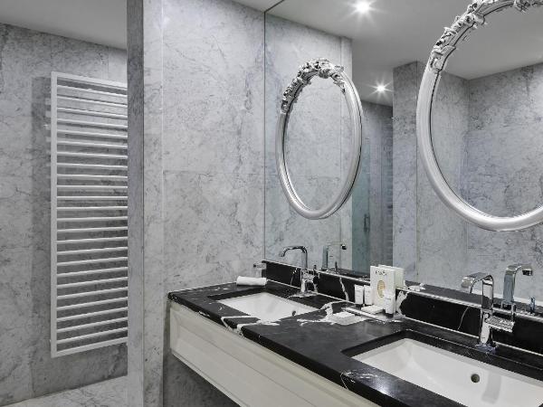 TITANIC Gendarmenmarkt Berlin : photo 9 de la chambre suite sezen aksu