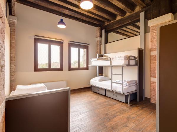 Generator Venice : photo 7 de la chambre lit superposé dans dortoir mixte