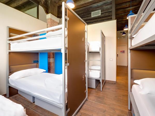 Generator Venice : photo 3 de la chambre lit superposé dans dortoir mixte