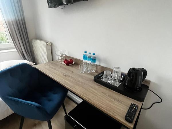 Terminal Airport : photo 4 de la chambre chambre triple