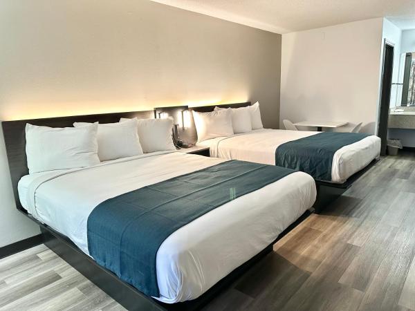 Studio 6 Suites Louisville KY Airport/Expo Center : photo 2 de la chambre chambre 2 lits queen-size - non-fumeurs