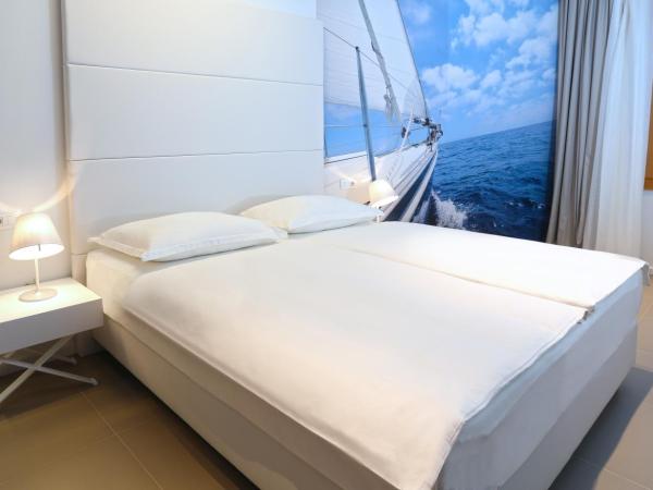 Guesthouse Villa Scalaria : photo 6 de la chambre chambre double