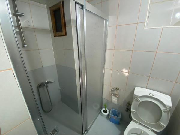 Camel Hotel & Apart : photo 5 de la chambre chambre quadruple avec salle de bains privative