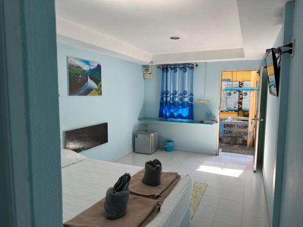 Koh Chang Baanrimtalay : photo 2 de la chambre maison de vacances