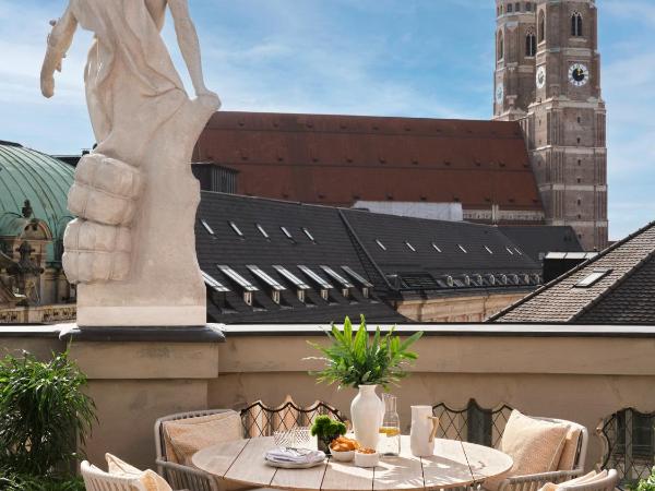 Rosewood Munich : photo 3 de la chambre prinzessin augusta house