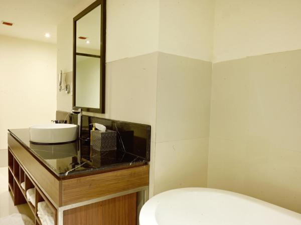 Vivanta Kolkata EM Bypass : photo 5 de la chambre suite exécutive