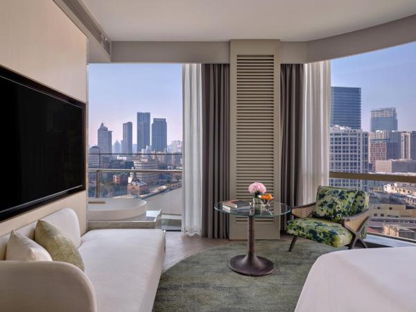 Regent Shanghai on the Bund : photo 2 de la chambre classic king room with garden bridge view