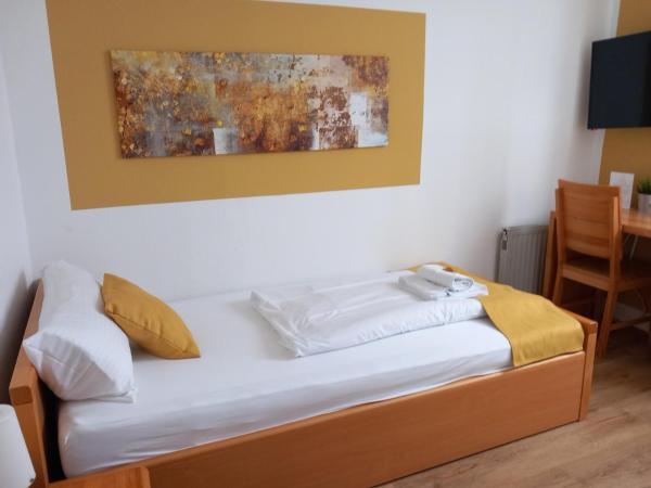 Hotel Karolinger : photo 4 de la chambre chambre simple