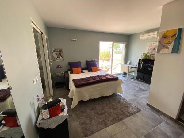 Les pieds dans l'eau : photo 5 de la chambre chambre double – vue sur lac