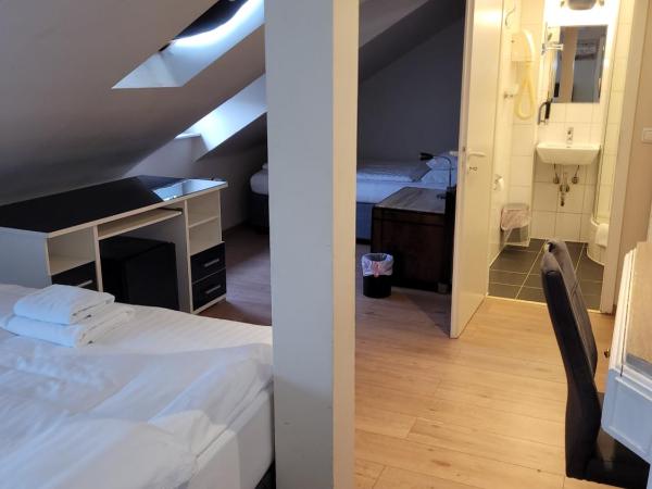 Hotel Franken an der Messe : photo 7 de la chambre chambre triple