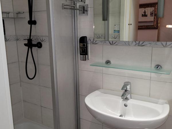 Hotel Franken an der Messe : photo 1 de la chambre chambre simple