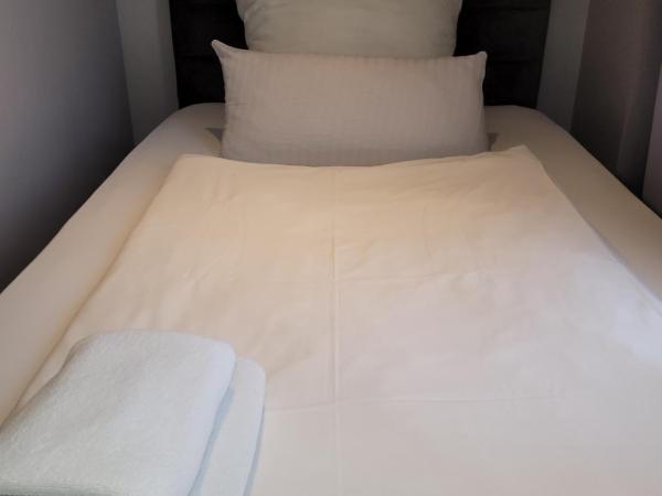 Hotel Franken an der Messe : photo 3 de la chambre chambre simple