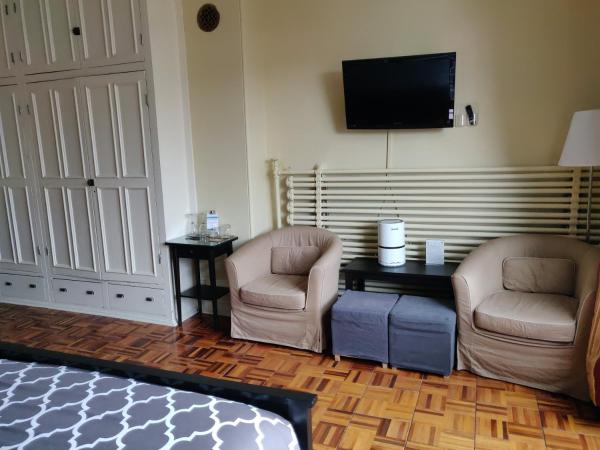 Gingerbread Manor : photo 4 de la chambre chambre lit king-size