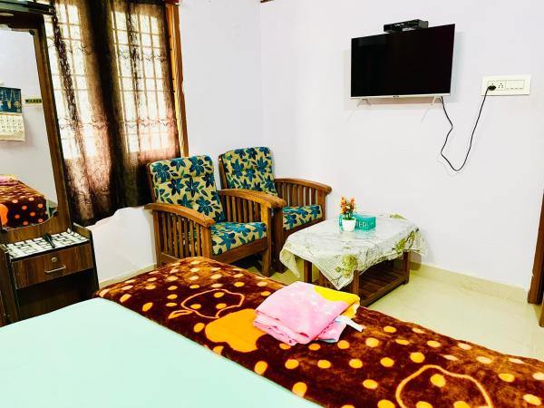 Ramkarthik villa guest house : photo 6 de la chambre chambre double