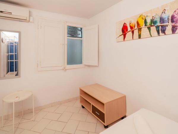 Forum Tarragona : photo 10 de la chambre chambre simple avec salle de bains commune